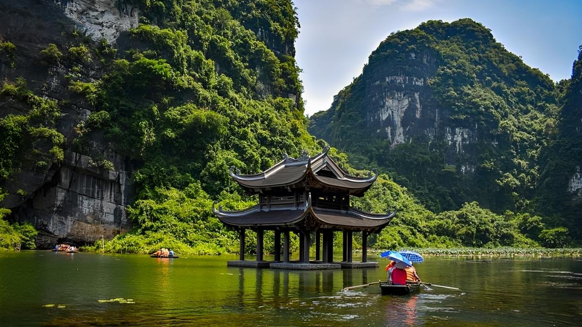 Ninh Binh Day Trip from Hanoi